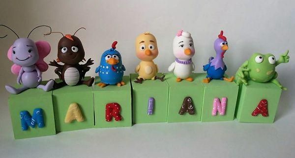 Cubos galinha pintadinha